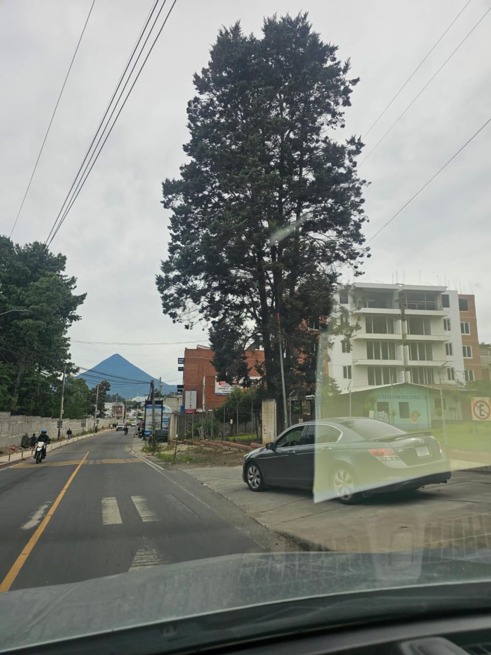 Lindo Apto frente a Hospital General de Xela Apartment in Guatemala