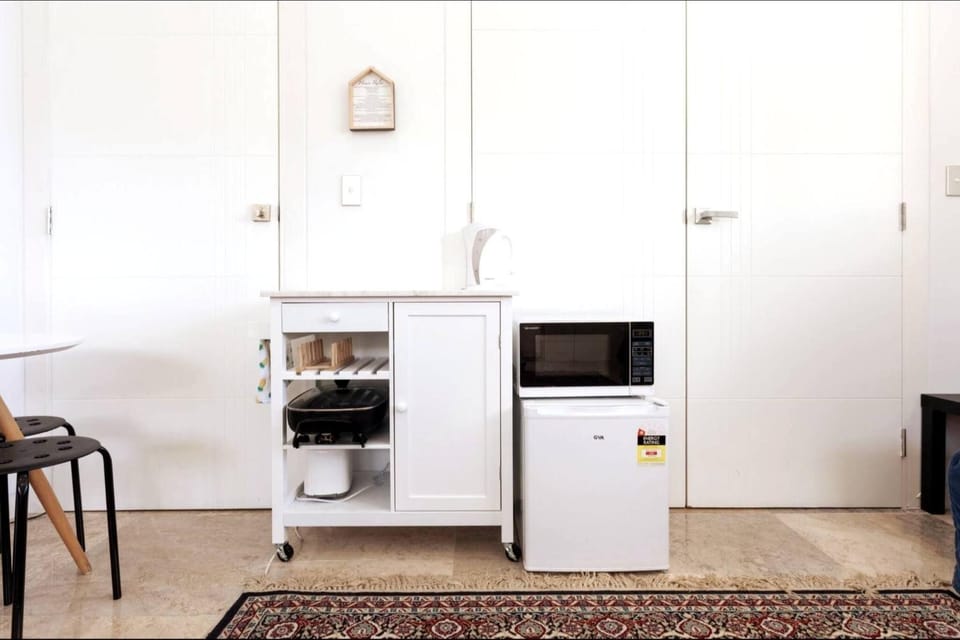 microwave, oven