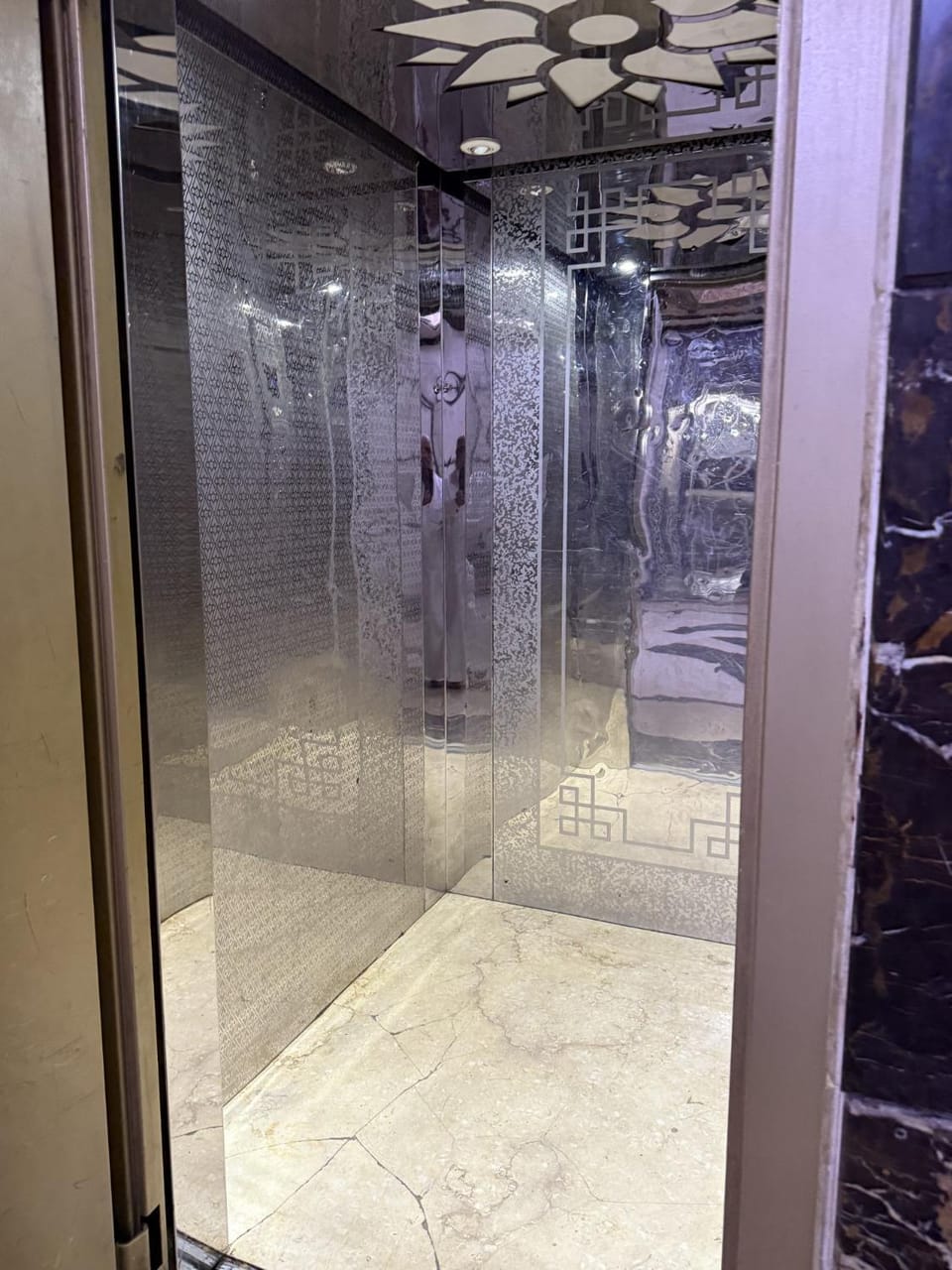 شقة فندقية فاخرة بحي الروابي Apartment in Jeddah