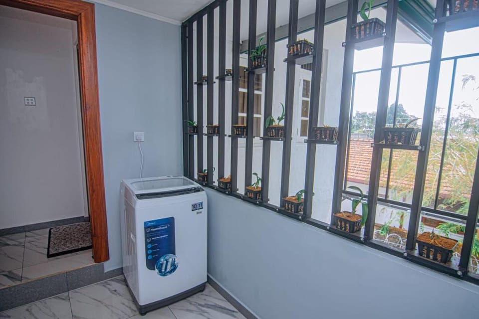 JMT JEM Villa Colombo Bed and Breakfast in Dehiwala-Mount Lavinia