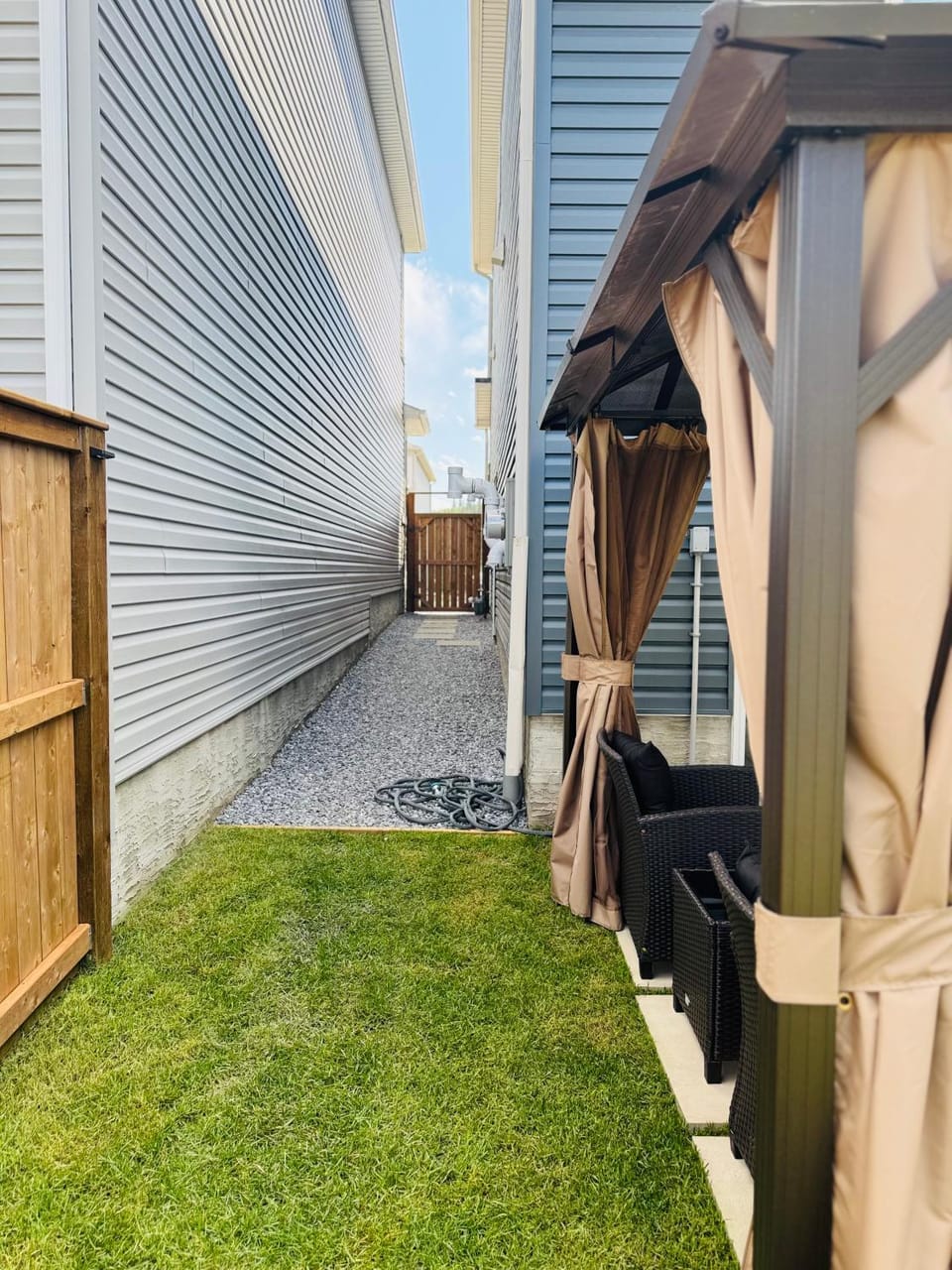 Chic City Escape- come experience tranquility! House in Calgary