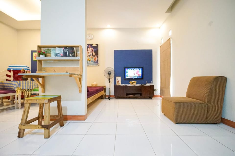 Communal lounge/ TV room, TV and multimedia