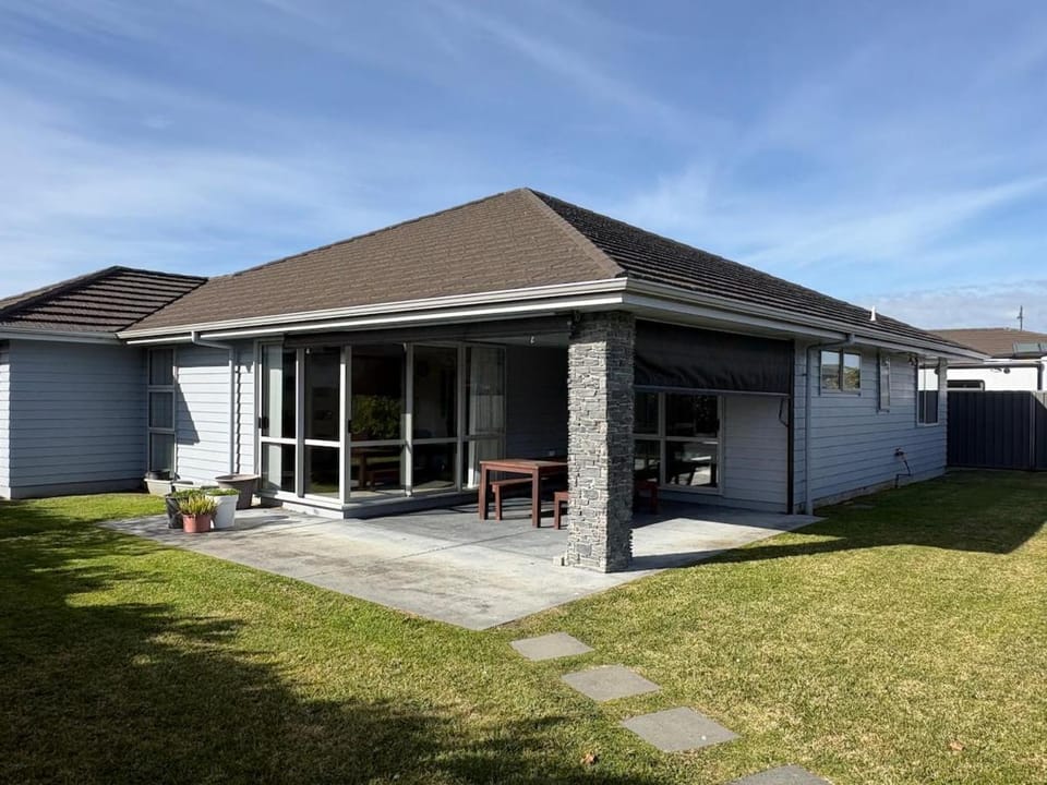 Modern Napier Comfort House in Napier