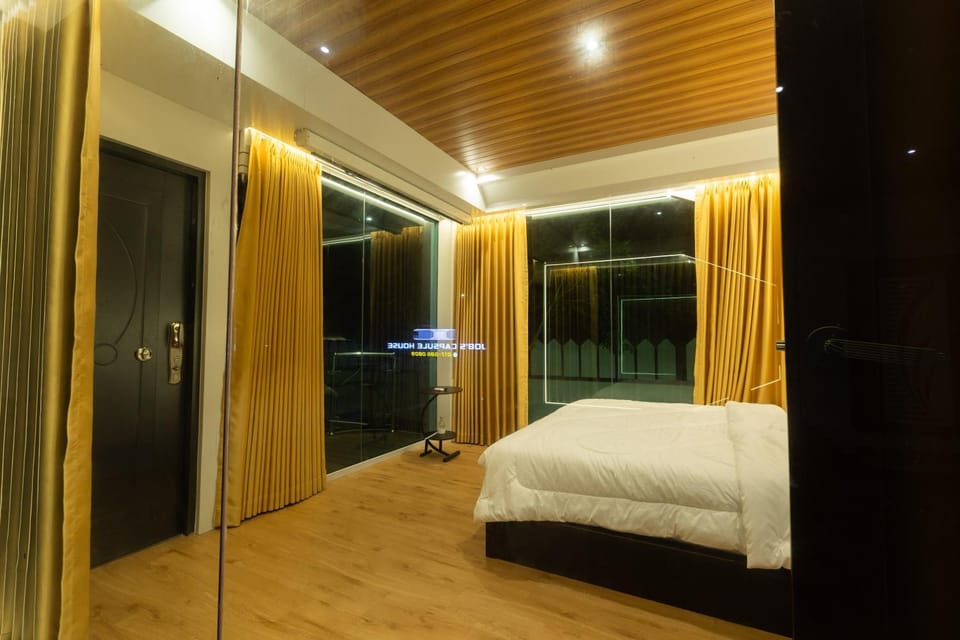 Job's Capsule House, Kuala Nerang Kedah Vacation rental in Kedah