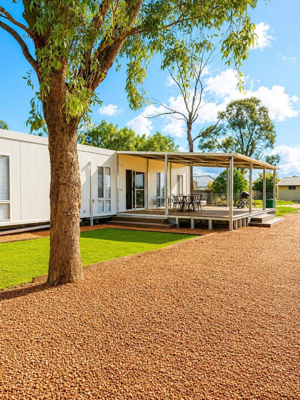 Gem on Matrix - Hidden Retreat with Deck House in New South Wales