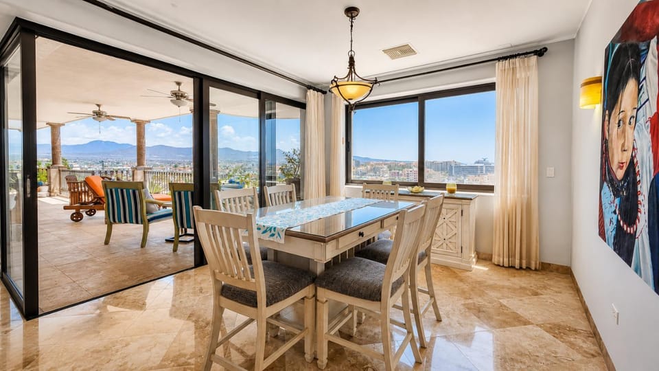 Luxury Pedregal Condo Walk to Cabo Marina Apartment in Cabo San Lucas