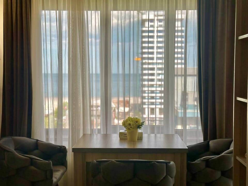 Acqua Vista 80 Summerland Apartments Apartment in Constanta
