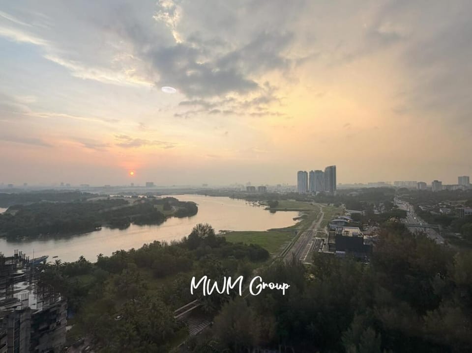 City view, River view