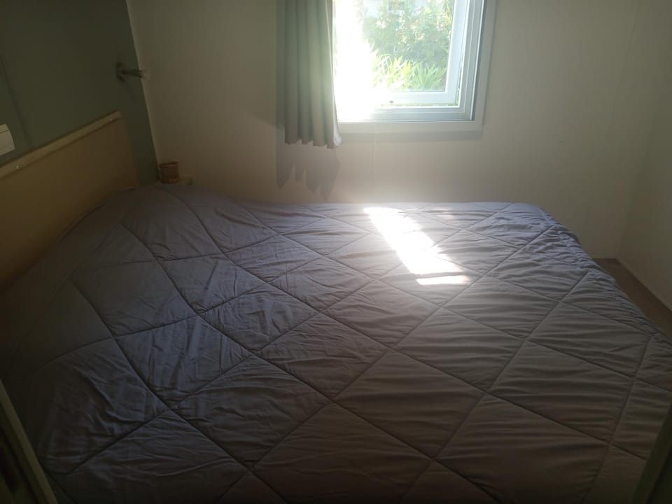 Fontaine Campground/ 
RV Resort in Canet-en-Roussillon
