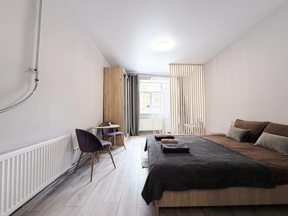 Сучасна смарт-квартира біля центру та жд-вокзалу Apartment in Ukraine