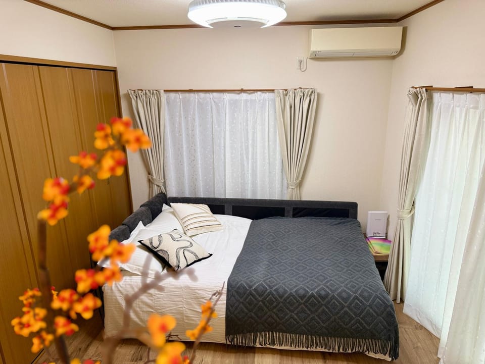 Living room, Bedroom