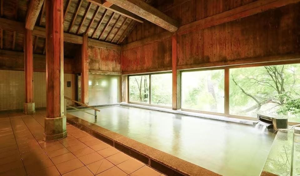Hot Spring Bath, Hot Tub, Public Bath