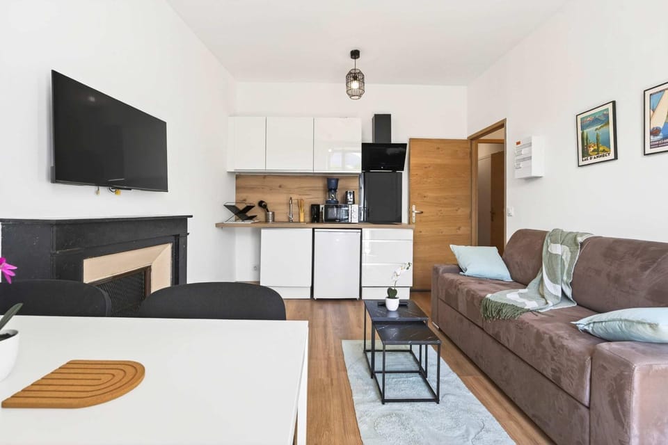 Auberge des 2 Savoie - T2 Proche Gare & Centre-ville, Idéal Séjour! Apartment in Chambery