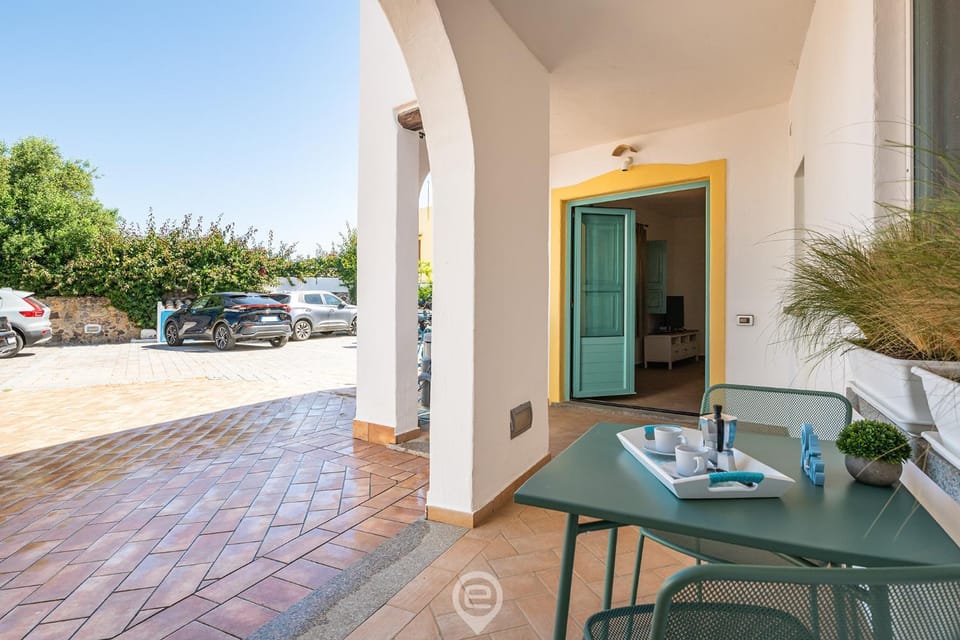 Estay - Le Ortensie - AirCon - WiFi - Parking Apartment in Pula