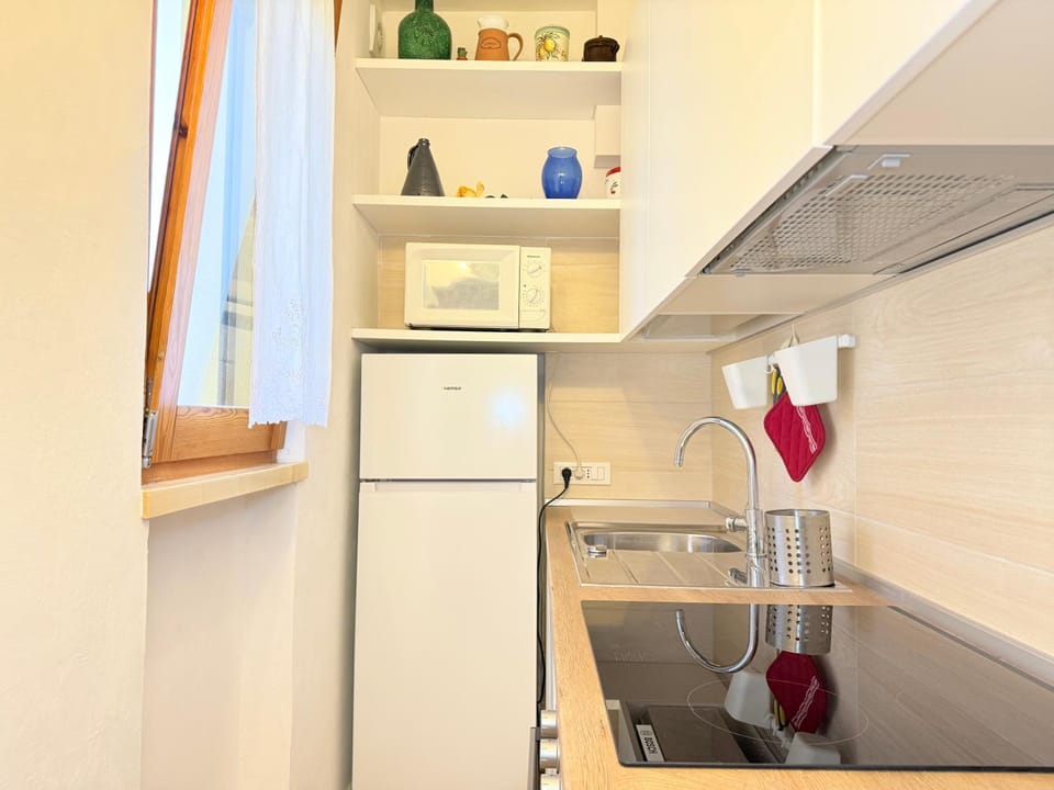 N321 - Numana, comodo bilocale con balconi Apartment in Numana