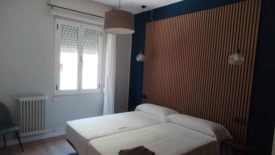 Tercero Antolín Yellowdoor Apartment in Ponferrada
