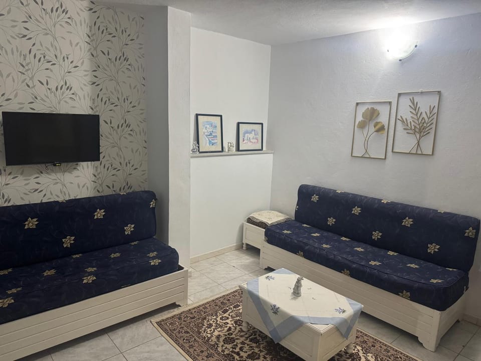 TV and multimedia, Seating area