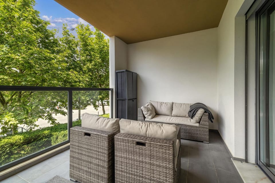 Alvor Poolside Bliss Apartment in Alvor
