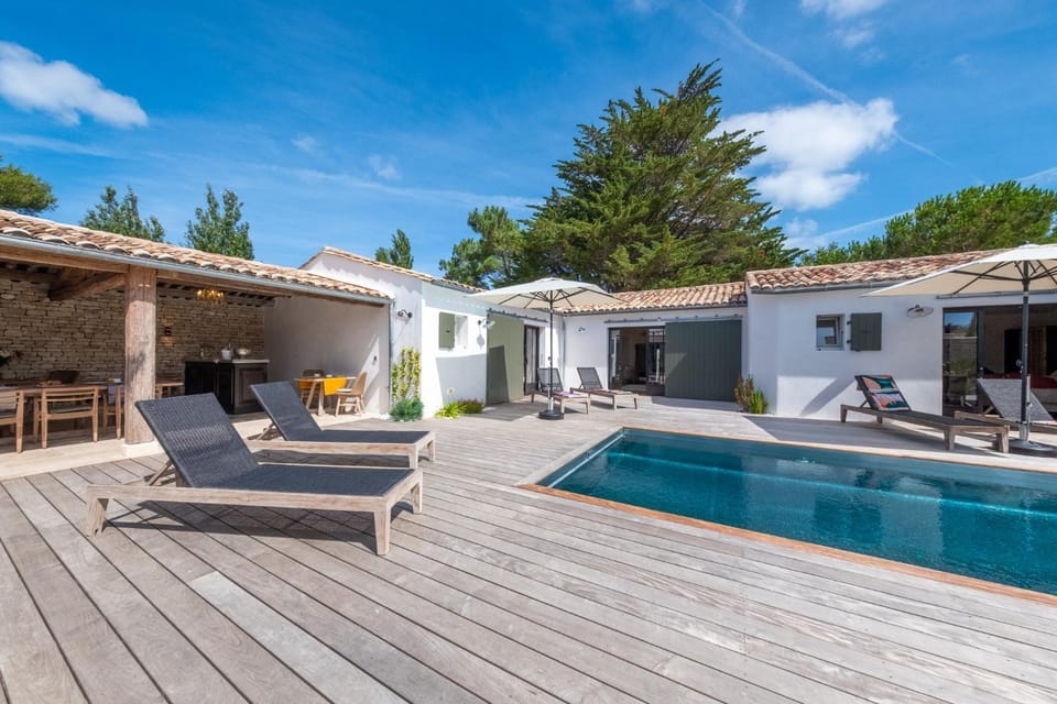 Pool view