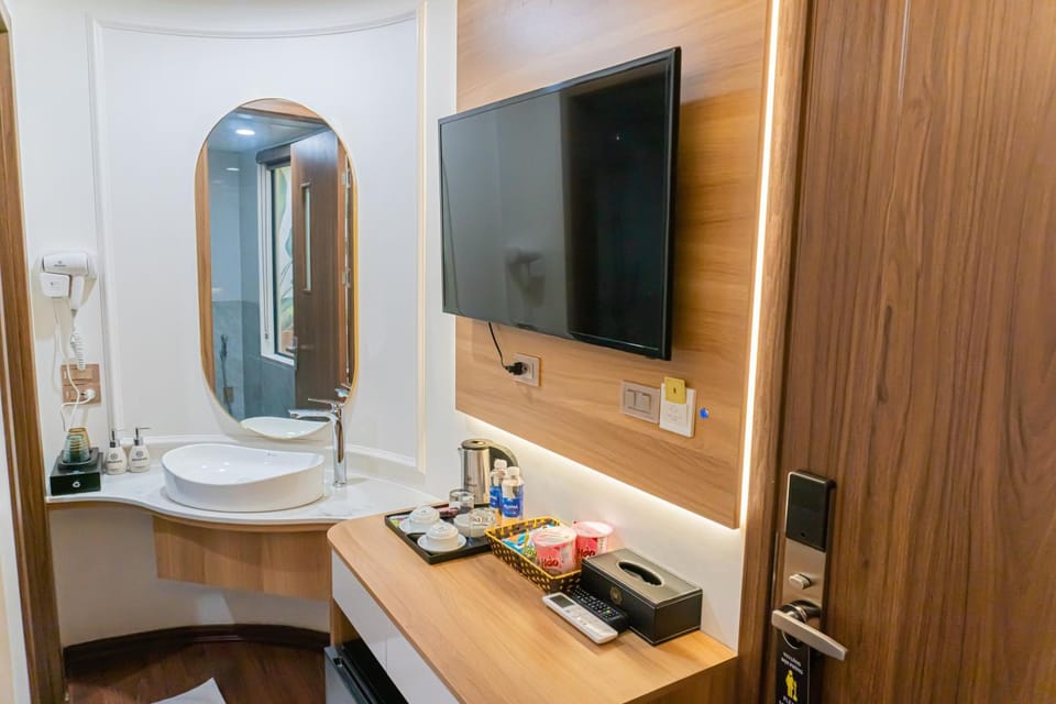 Communal lounge/ TV room, TV and multimedia