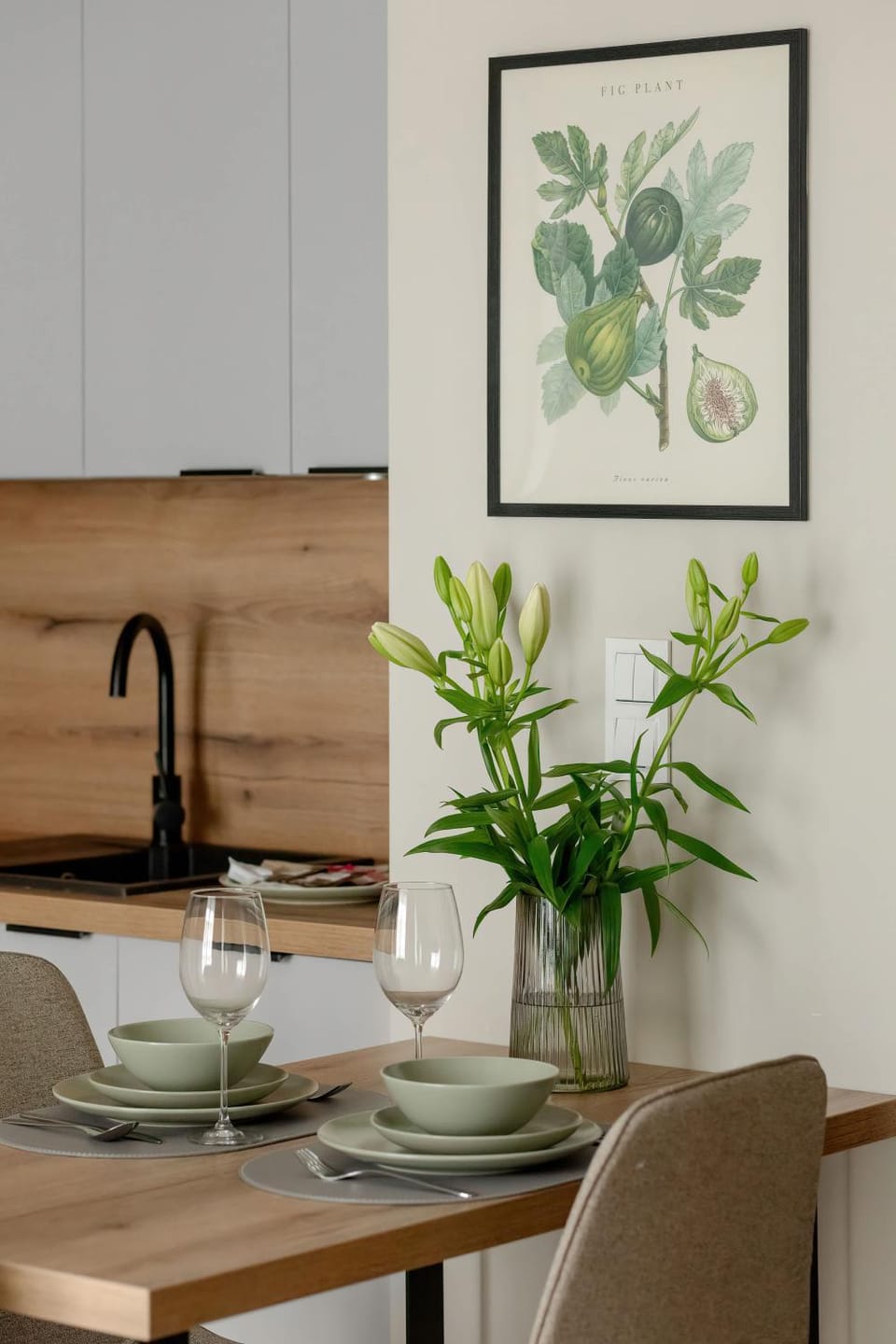 Seating area, Dining area