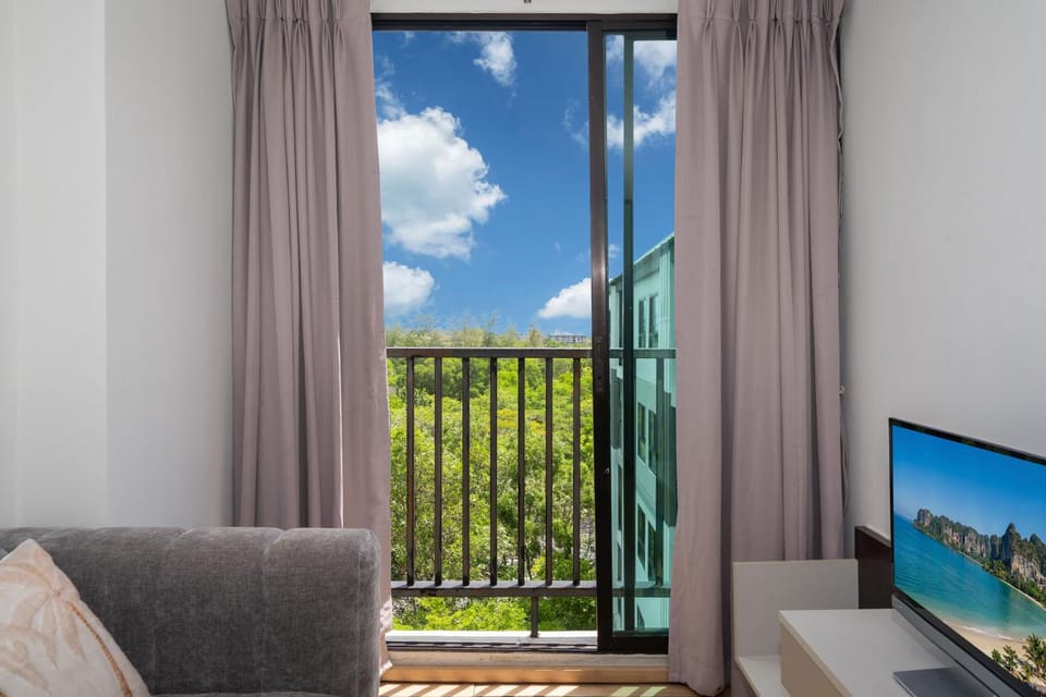 Natural landscape, TV and multimedia, View (from property/room), Balcony/Terrace, Evening entertainment