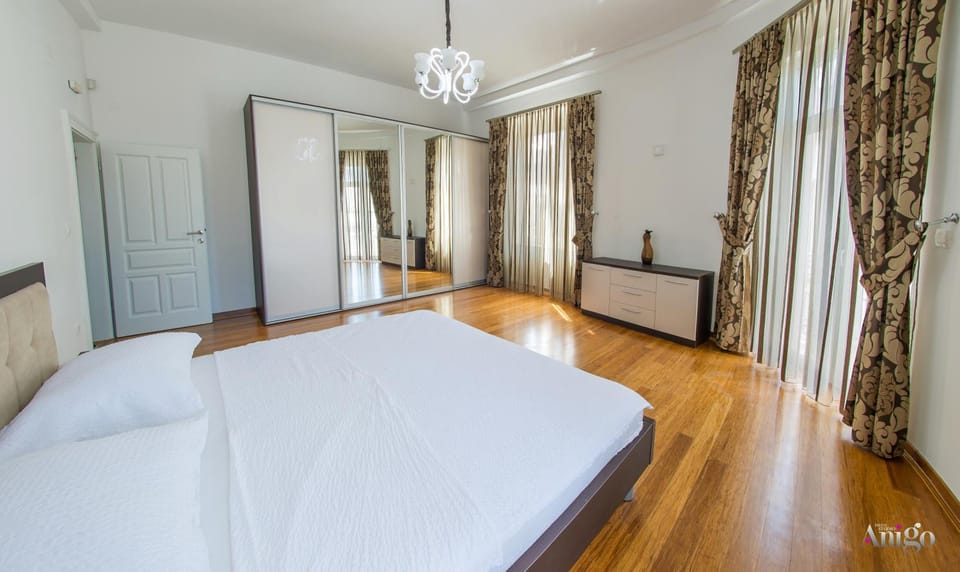 Bed, Bedroom, wardrobe