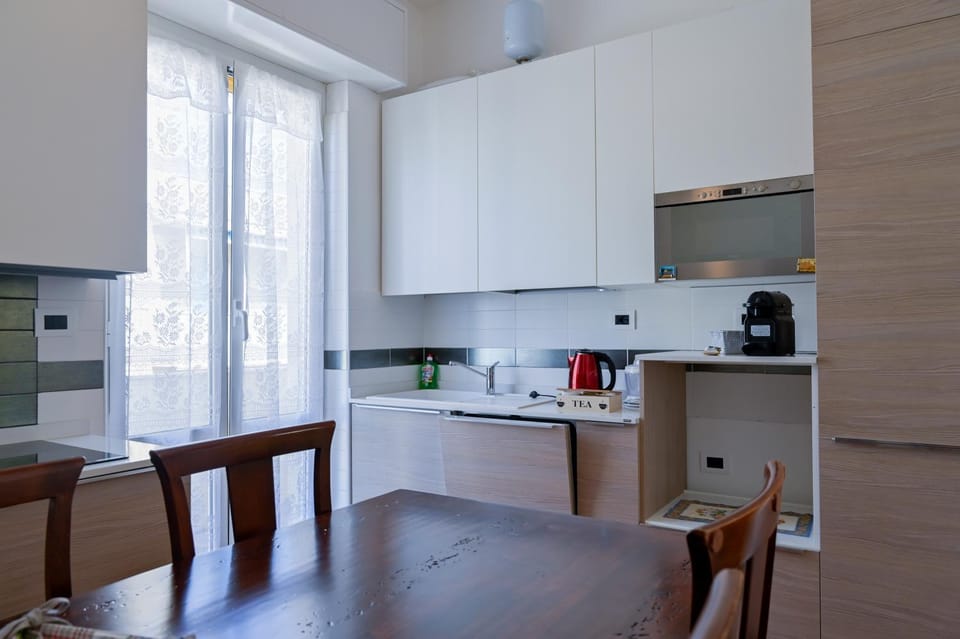 Luan House Apartment in Genoa