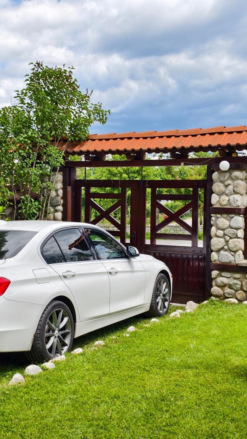 Garden, Parking