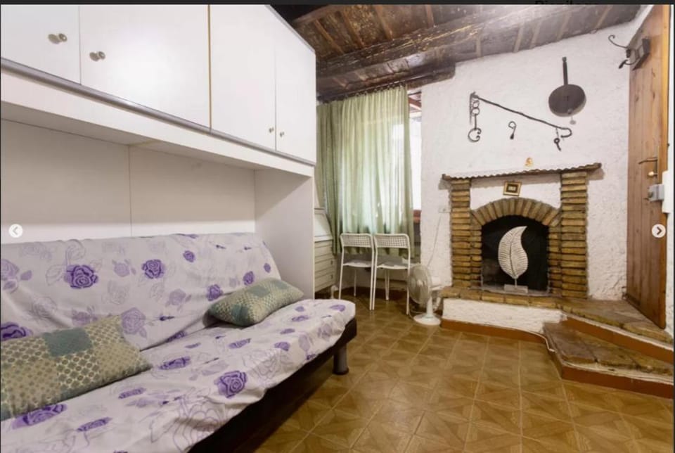 S269 - Sirolo, monolocale in centro storico Apartment in Sirolo