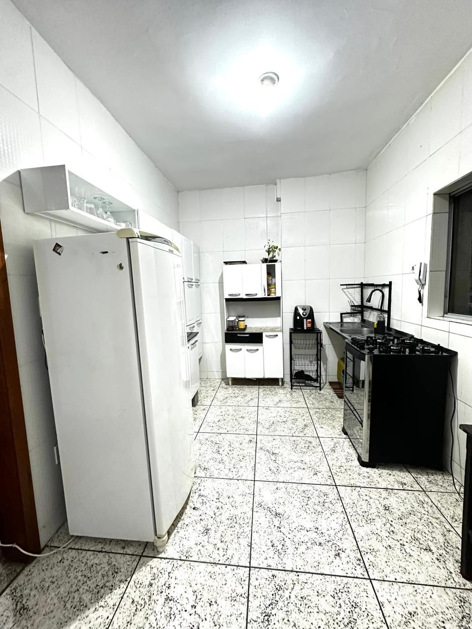 Kitchen or kitchenette, Kitchen or kitchenette, oven