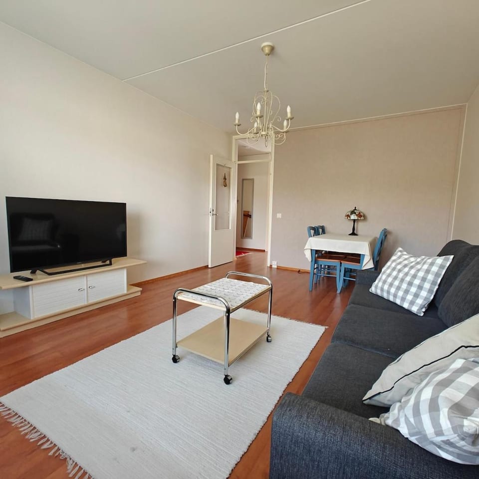TV and multimedia, Seating area, furniture