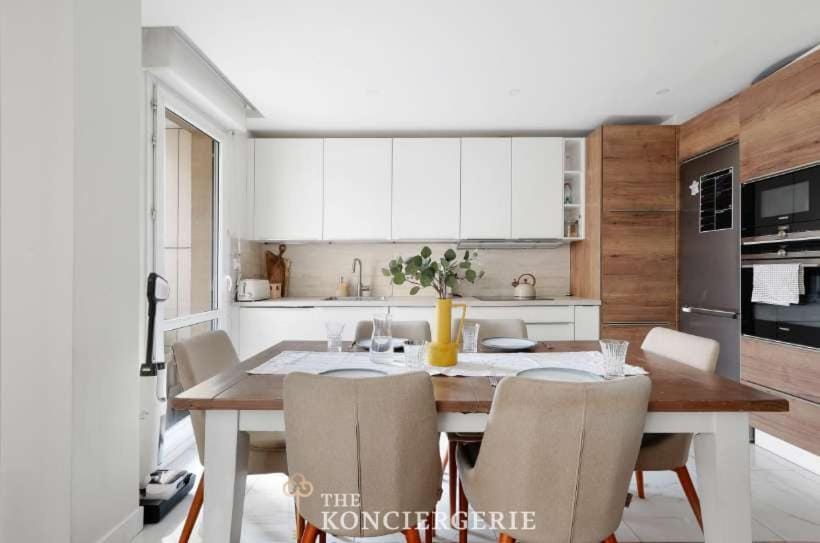 Residence d Exception - A proximite de La Defense Apartment in Courbevoie