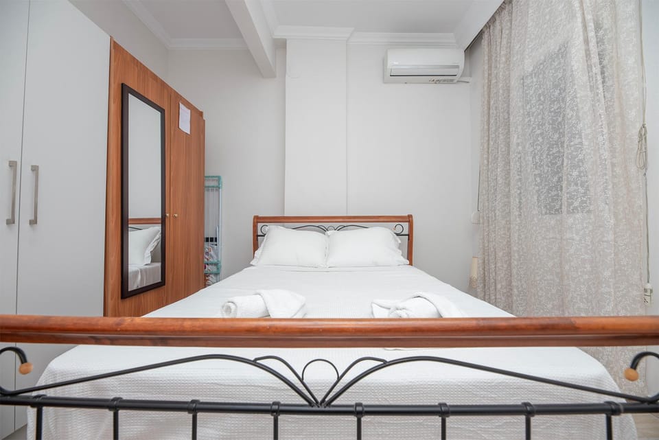 Bed, Bedroom, wardrobe