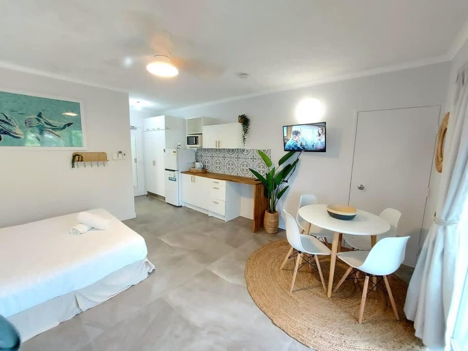Coastal Sands 1br 1bth AC unit 138 Garden view Apartment in Mackay