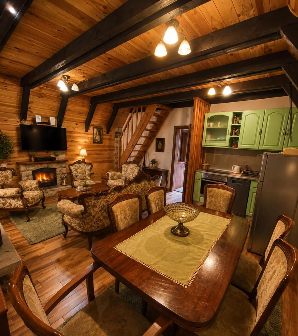 White pine cottage Villa in Montenegro