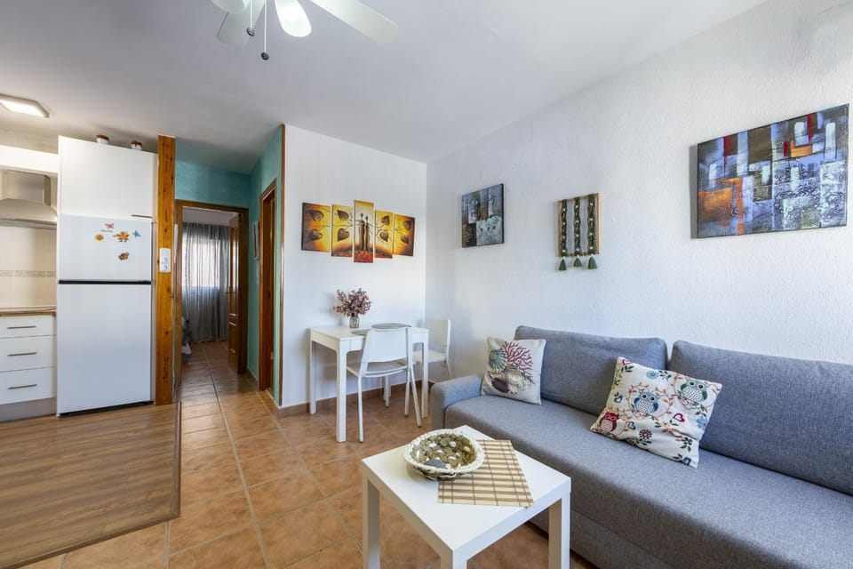 Kitchen or kitchenette, Living room, Dining area
