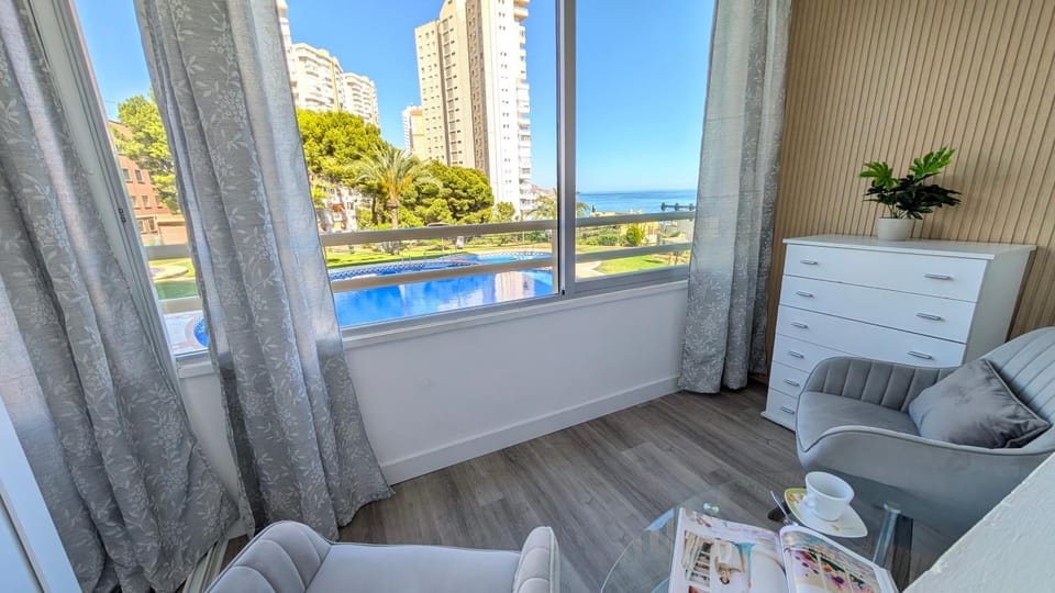 Balcony/Terrace, Pool view