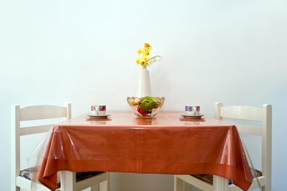 Galatas studio 3, ideal for solo travellers, 750m from the beach Apartment in Crete Region