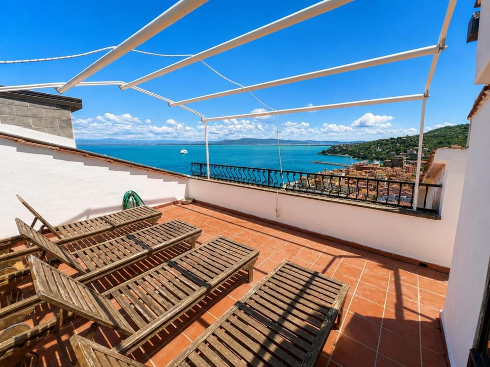 Day, Natural landscape, View (from property/room), Balcony/Terrace, Sea view, sunbed