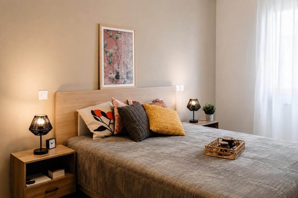 Bed, Photo of the whole room, Bedroom