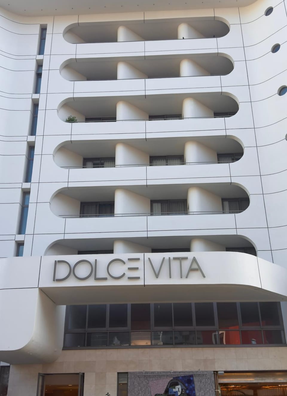 Property building, Day