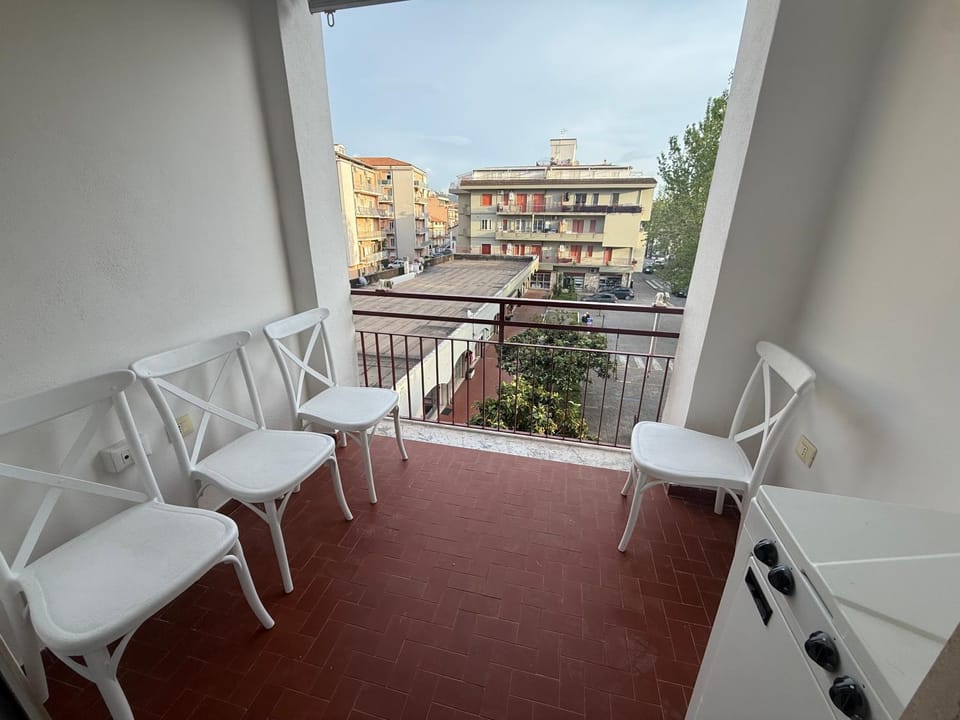 Property building, Balcony/Terrace