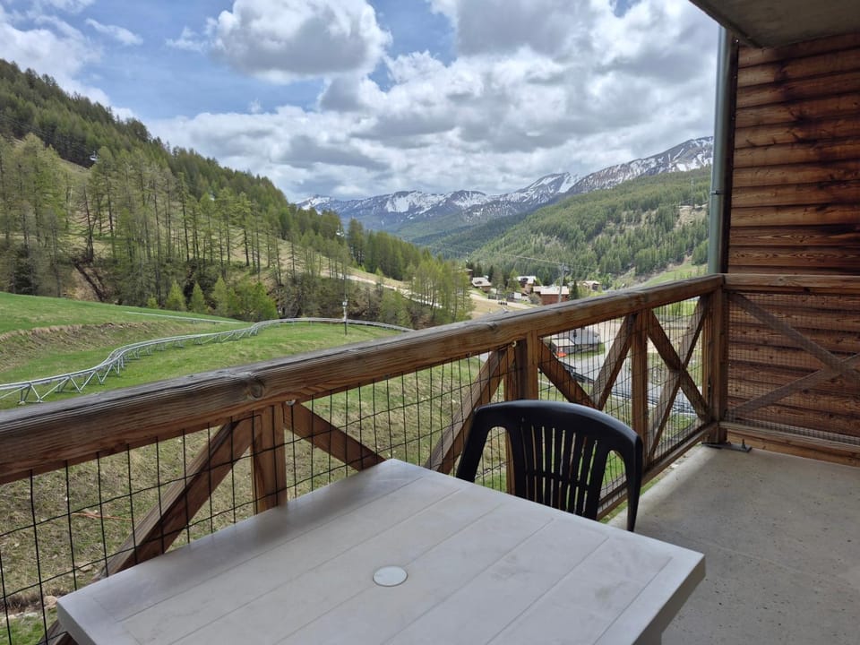 Résidence LES CIMES D ALLOS Apartment in Allos