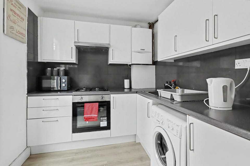 Shepherds Bush Families and Large groups Apartment in London