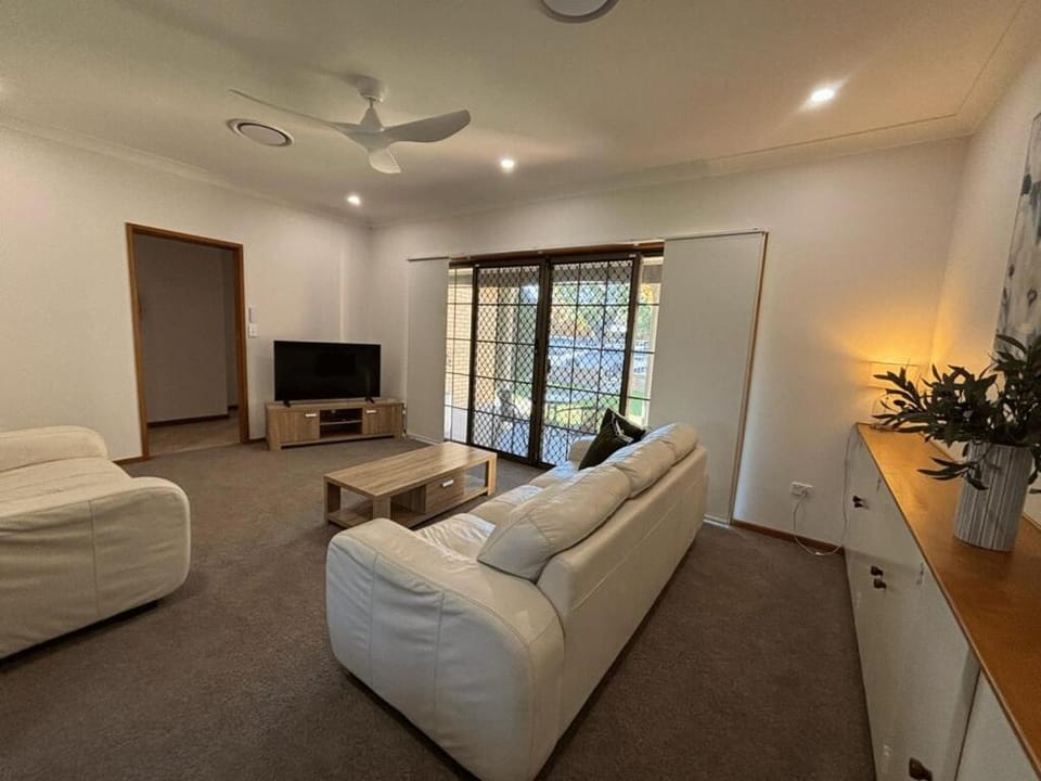 Simply the Best House in North Wagga Wagga