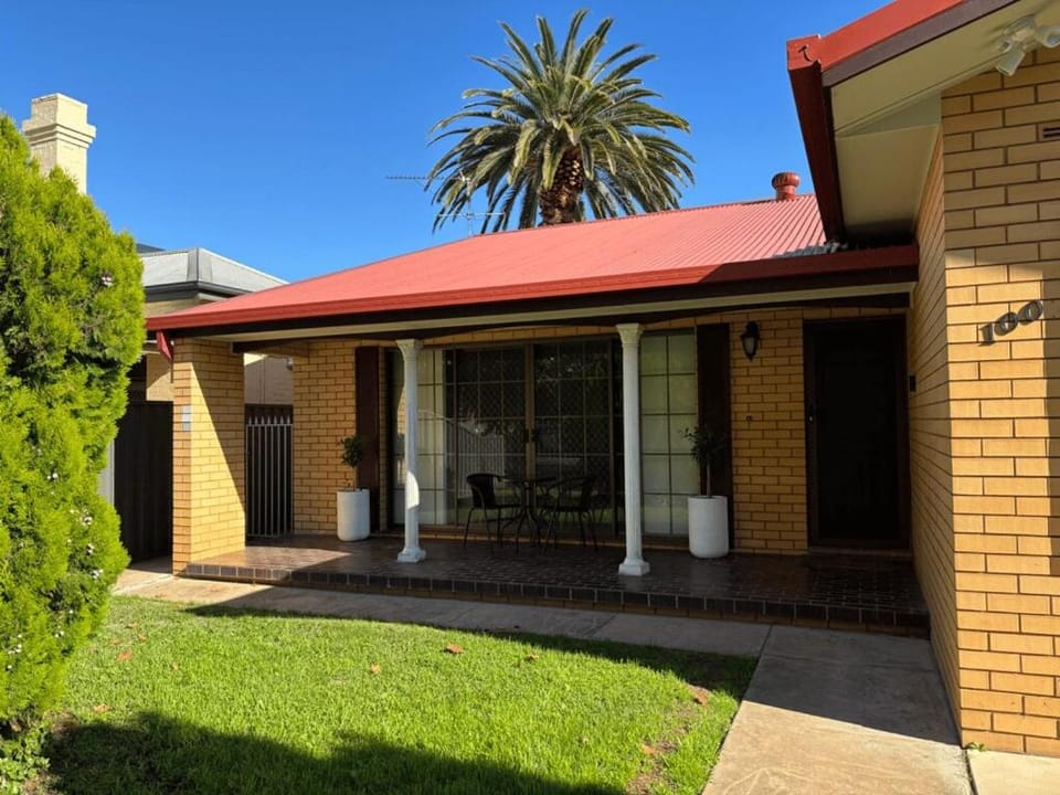Simply the Best House in North Wagga Wagga