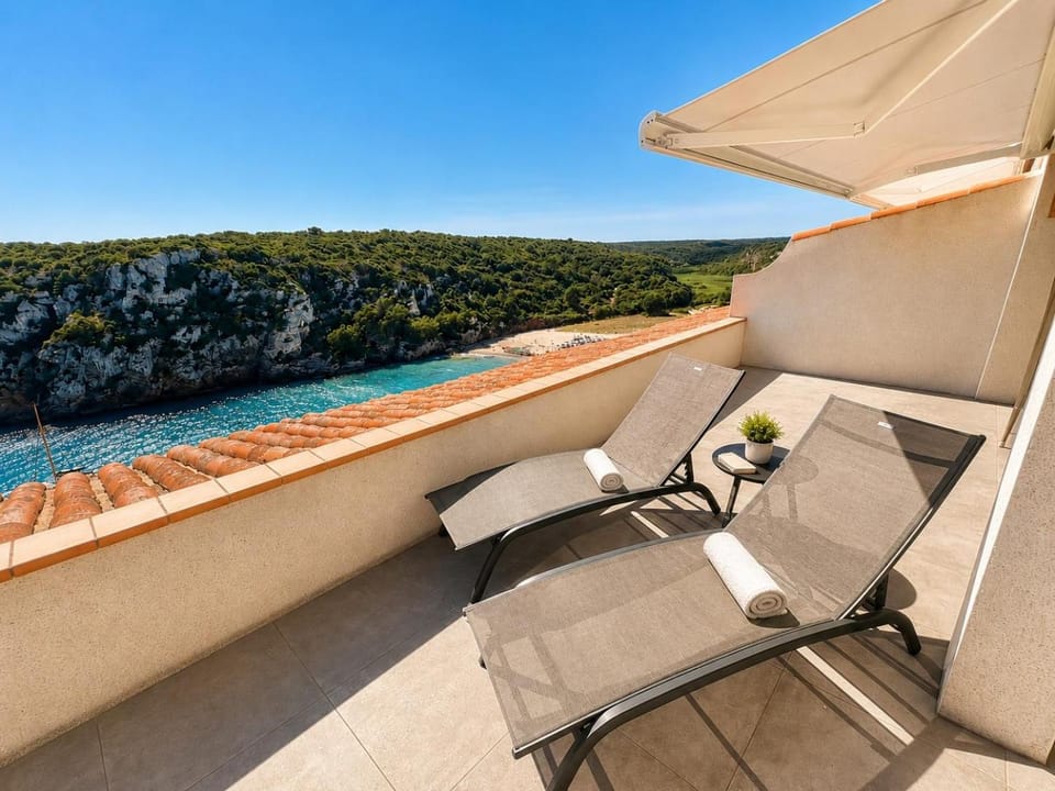 Panorama Hills Cala Porter Apartment in Balearic Islands