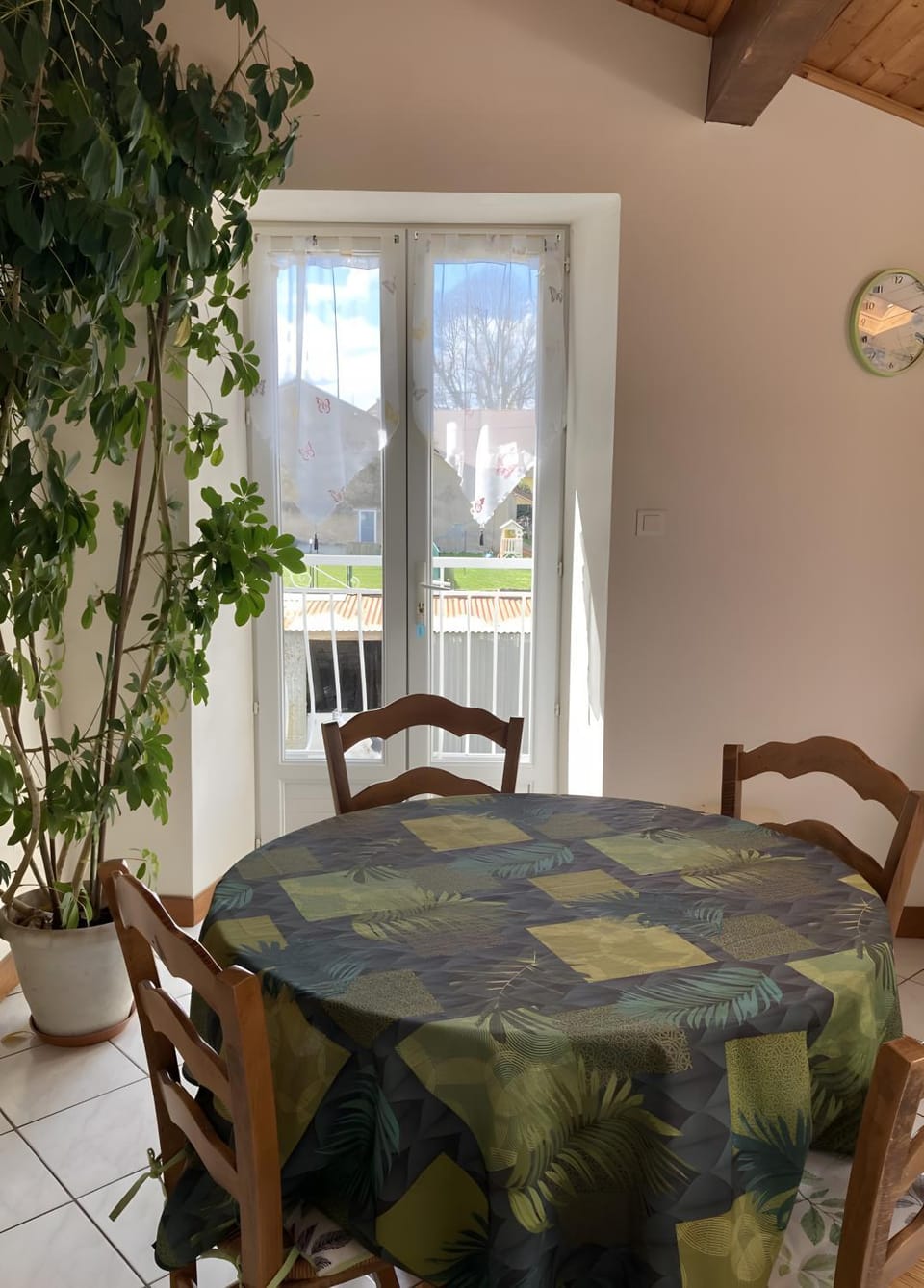 Property building, Living room