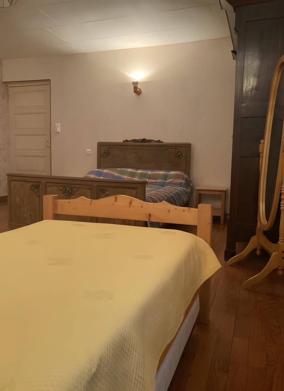 Living room, Bedroom